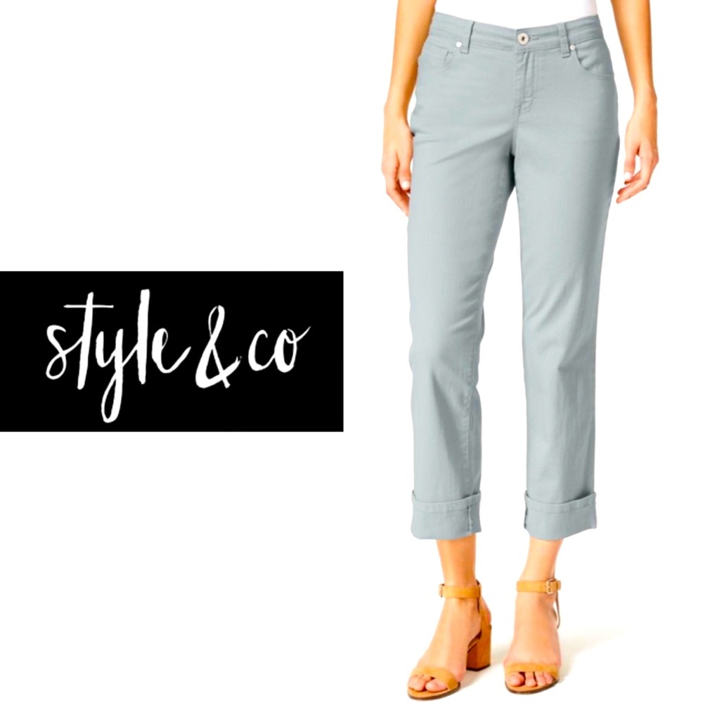 BARELY WORN! Style & Co Gray Cuffed Capri Jeans in 16W USW